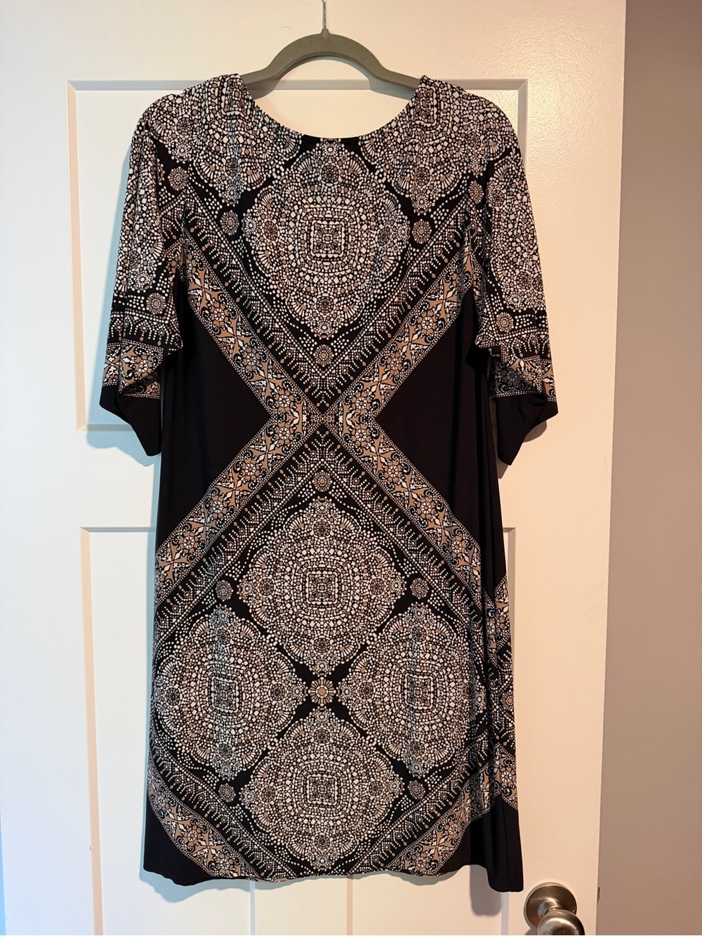 London Times Black and Cream Medallion-Print Midi Dress